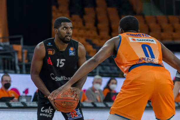 的基础上 的基础上