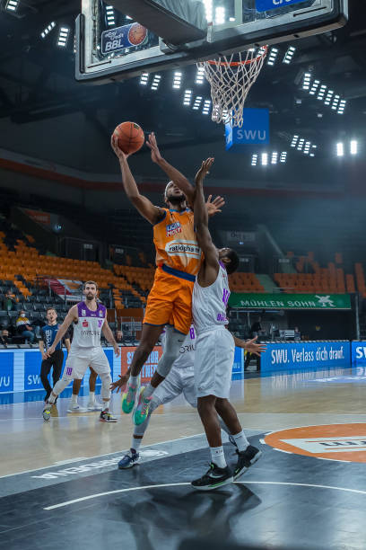 与对方胸口 与对方胸口